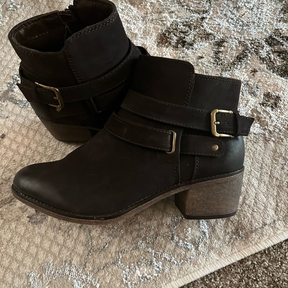 ♥️♥️Sonoma short boots - size 8.5 M♥️♥️ - Picture 2 of 7
